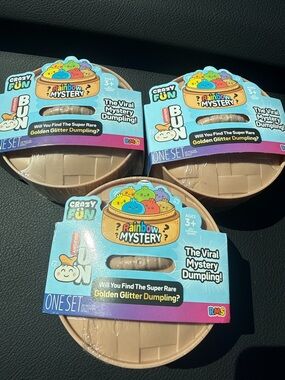 Lot of 3 Golden Glitter Squishy Dumpling Mystery Buns Rare Five Below Bundle NEW